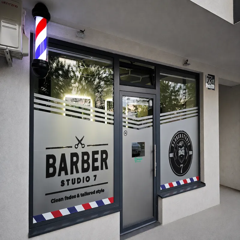 Ulaz u Barber Studio 7 na adresi Radoja Domanovića 23A u Nišu